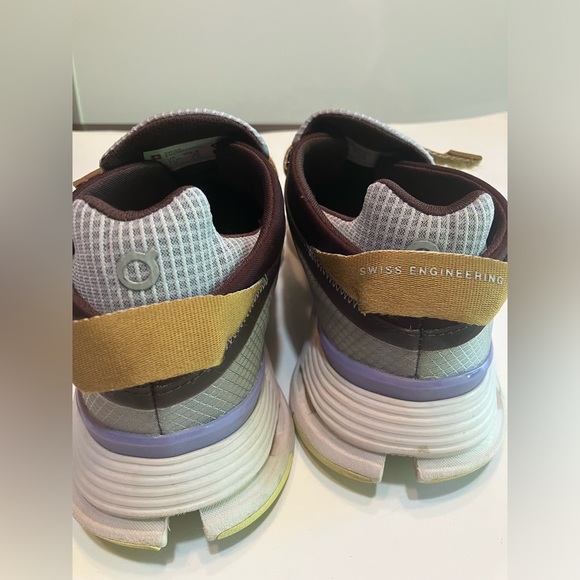 Cloudnova Wrap Raisin | Lavender Size 8.5. 26.99175 - Picture 6 of 8